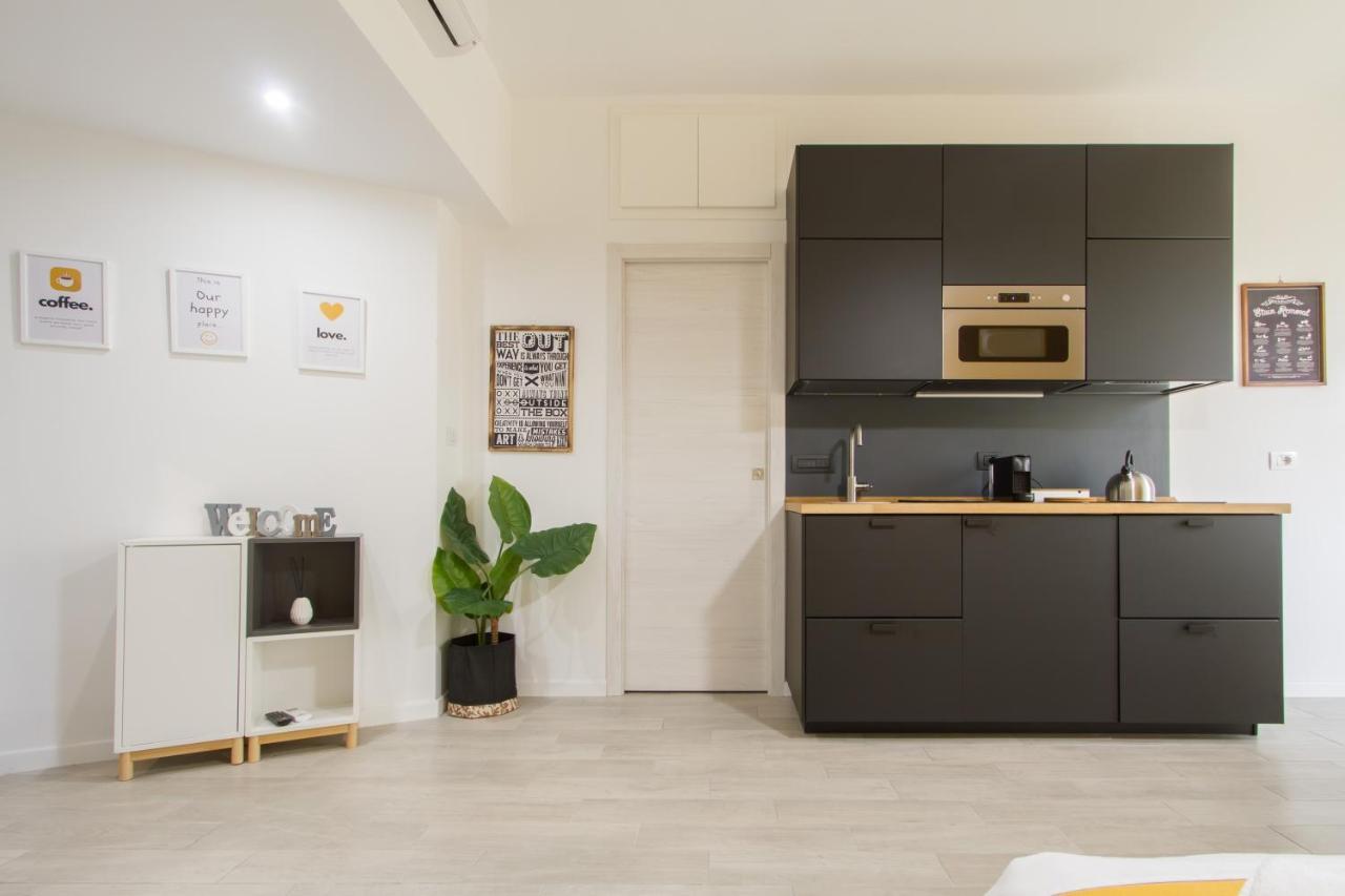 Homilan Appartement Buitenkant foto