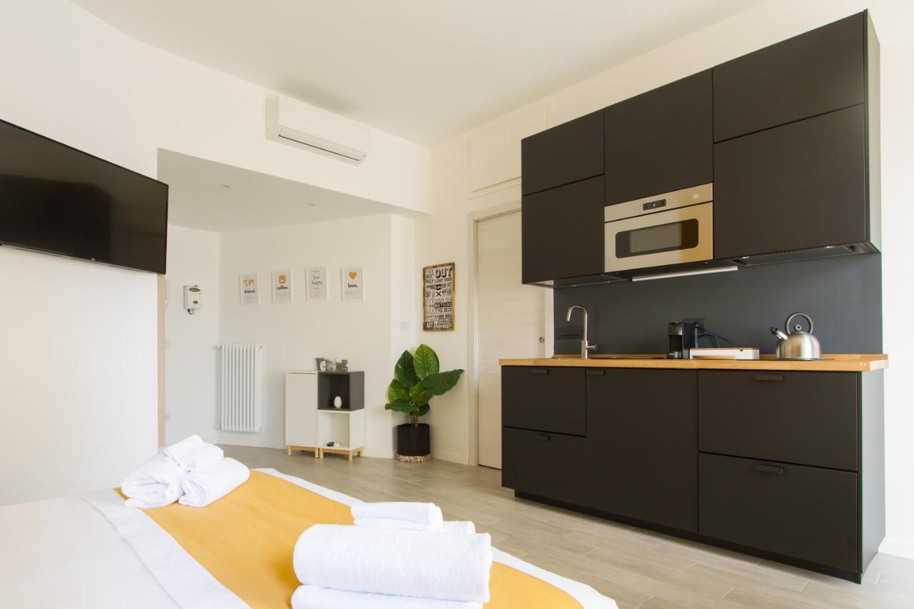 Homilan Appartement Buitenkant foto